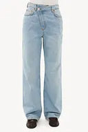 Dreaming awake Jeans | Mid straight classic denim fit