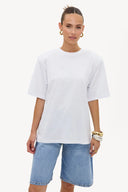 Hold each second white t-shirt