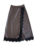 Lexie | Slip skirt in leather with lace trim